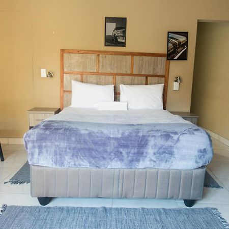 مبيت وإفطار Ondangwa Rest Camp المظهر الخارجي الصورة