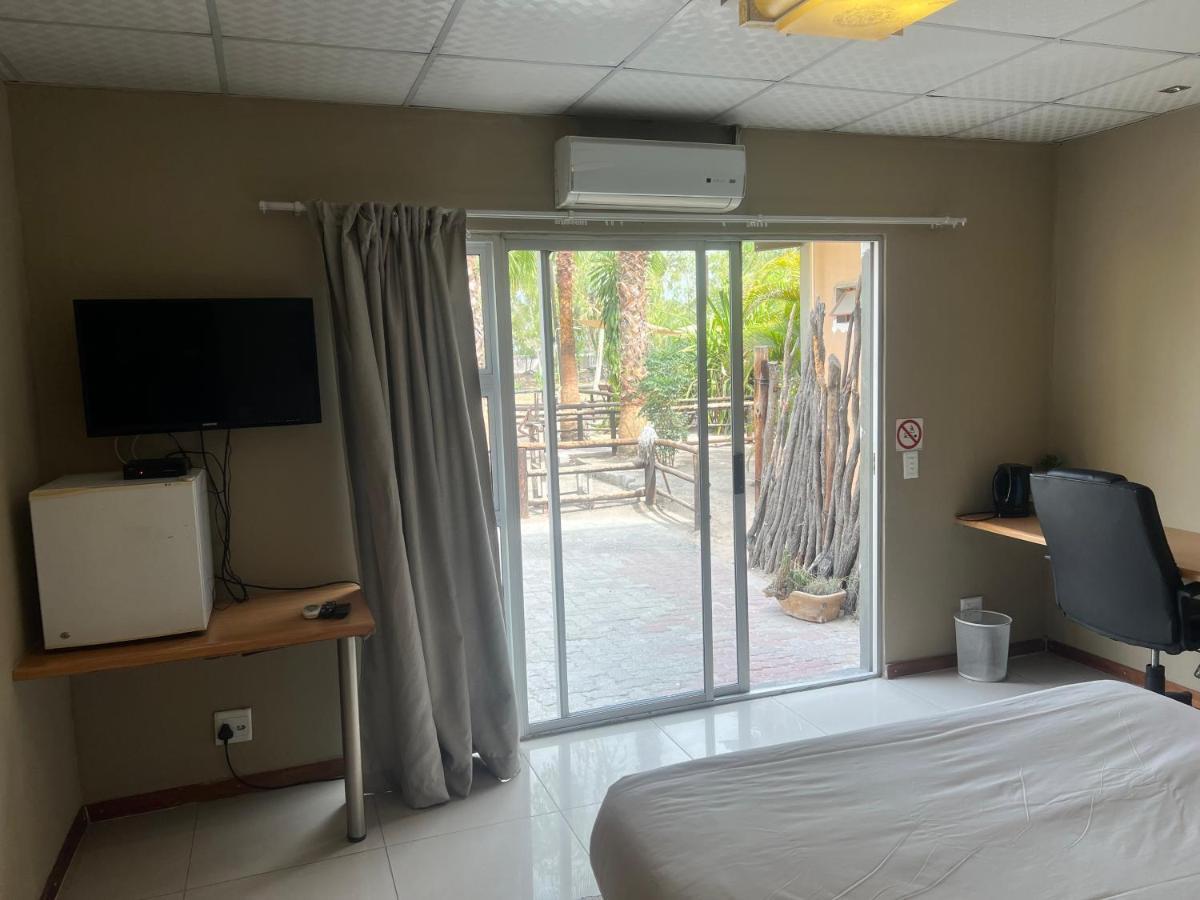 مبيت وإفطار Ondangwa Rest Camp المظهر الخارجي الصورة
