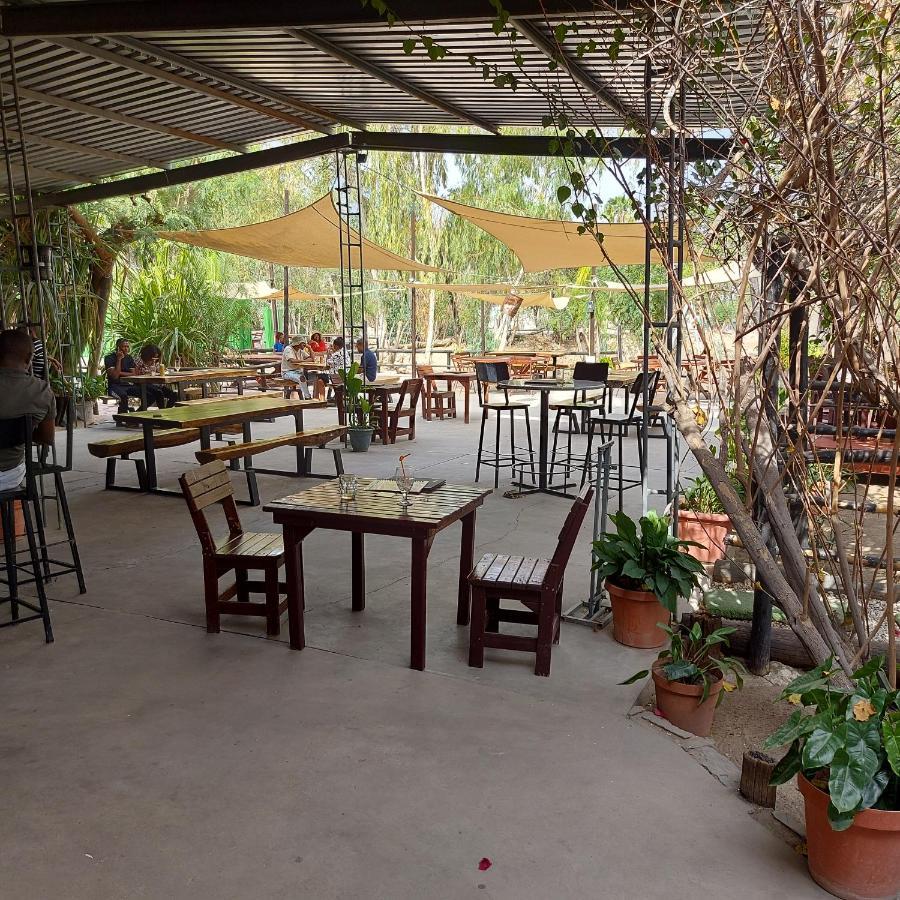 مبيت وإفطار Ondangwa Rest Camp المظهر الخارجي الصورة
